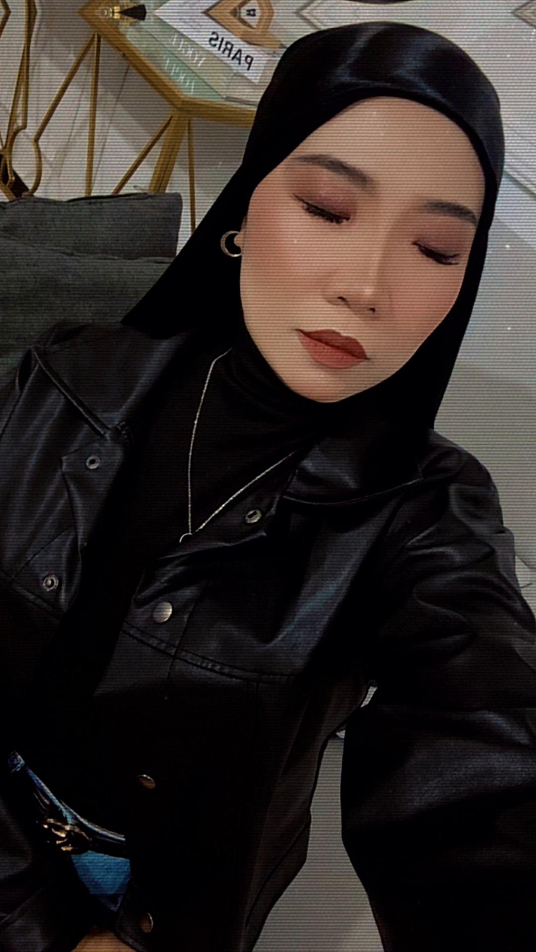 @AlianaDira_