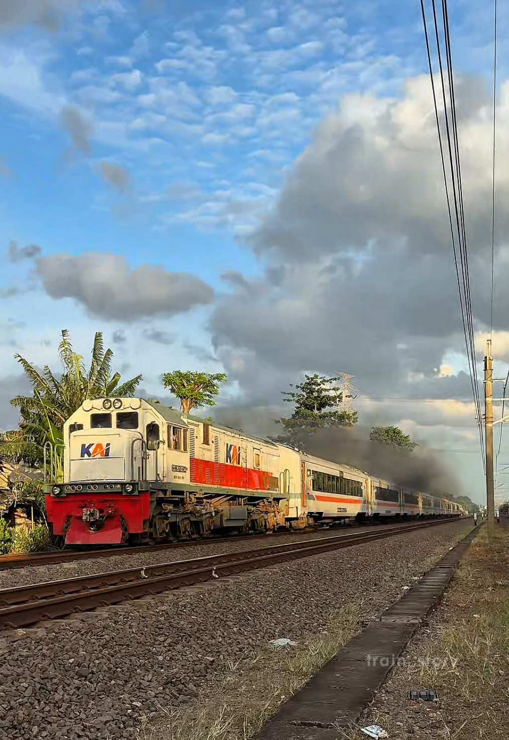 @Train_Story