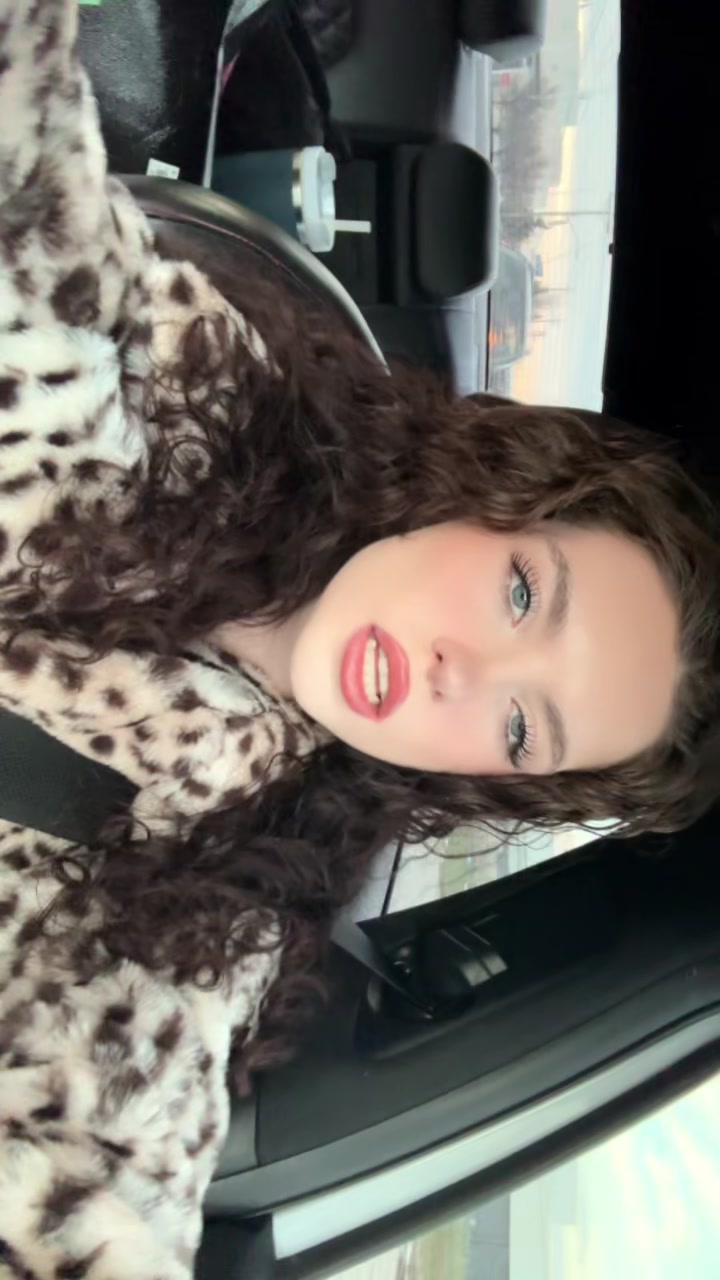 @trionamoore1