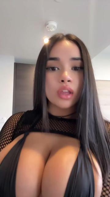 @urbabydollxo