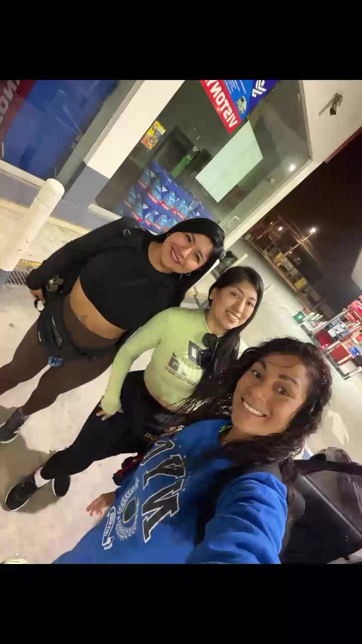 @Moni 🇵🇪