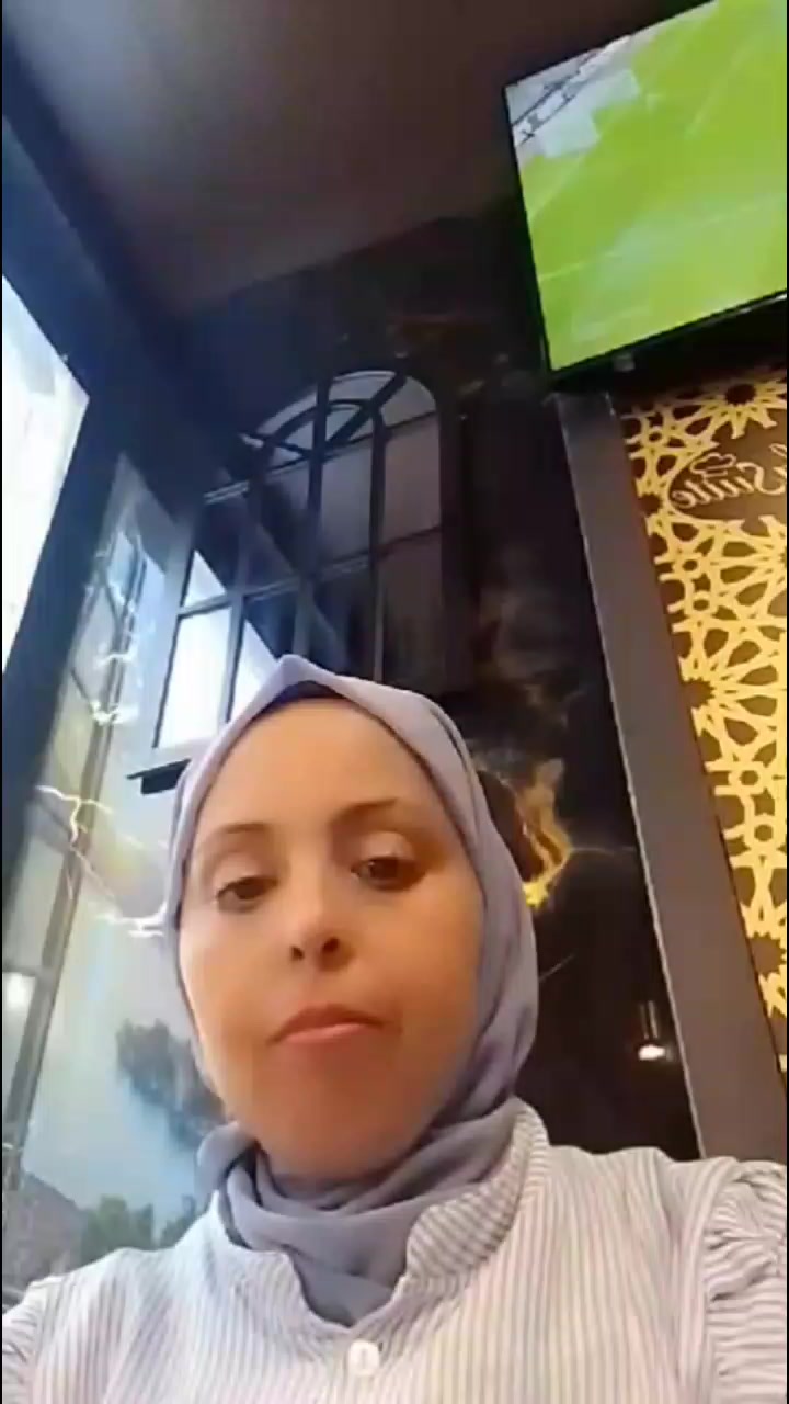 @عايشة حياة وحيدة