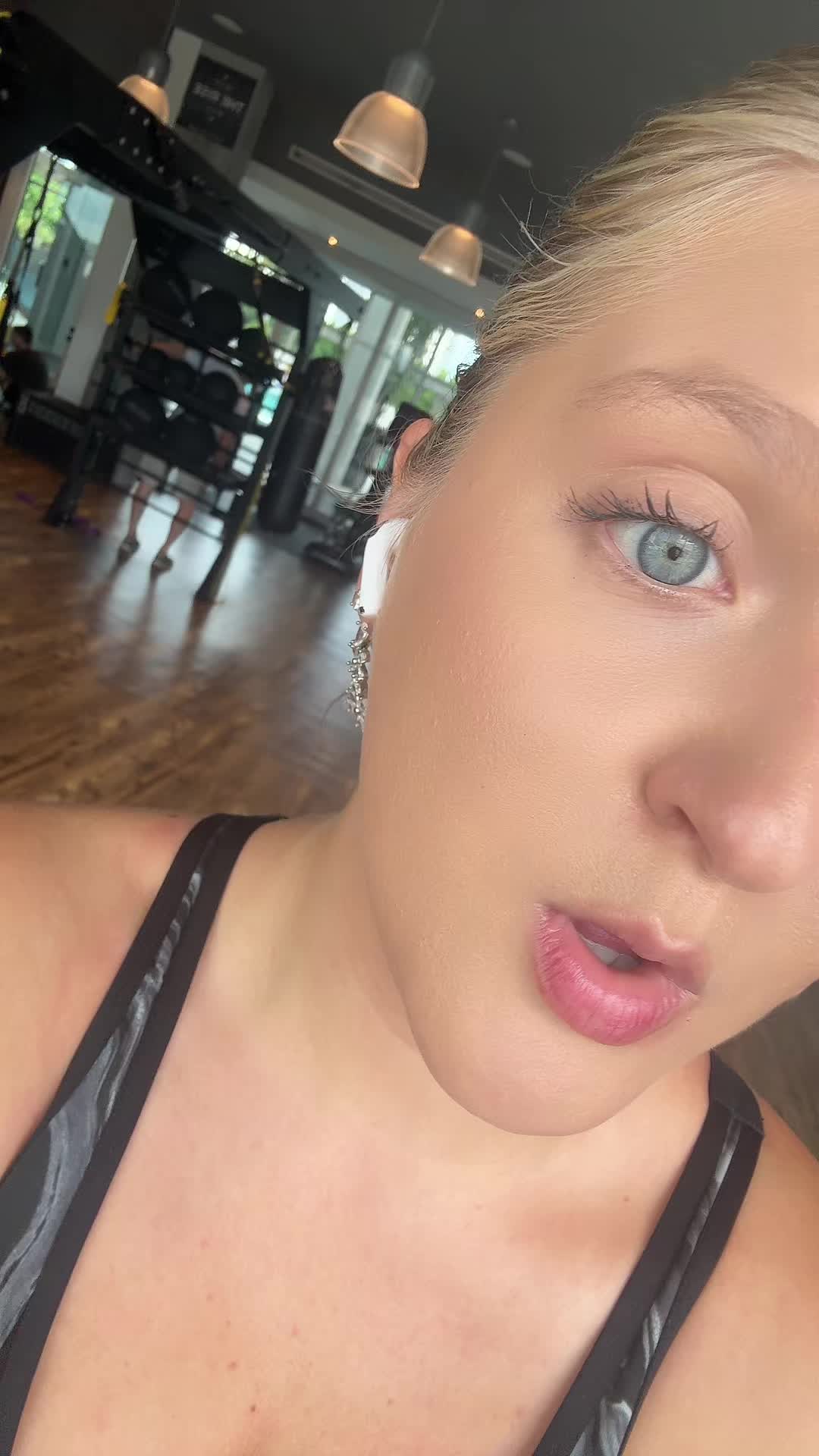 @claireannataylor