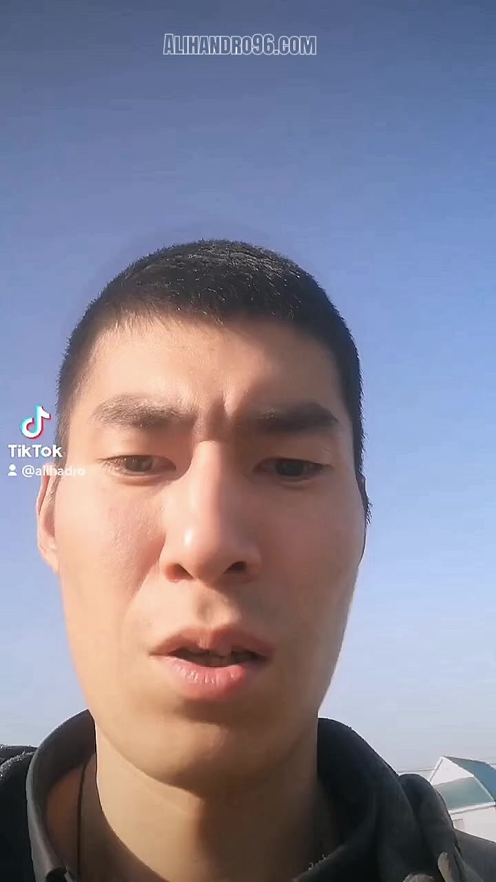 @Alihandro96.com
