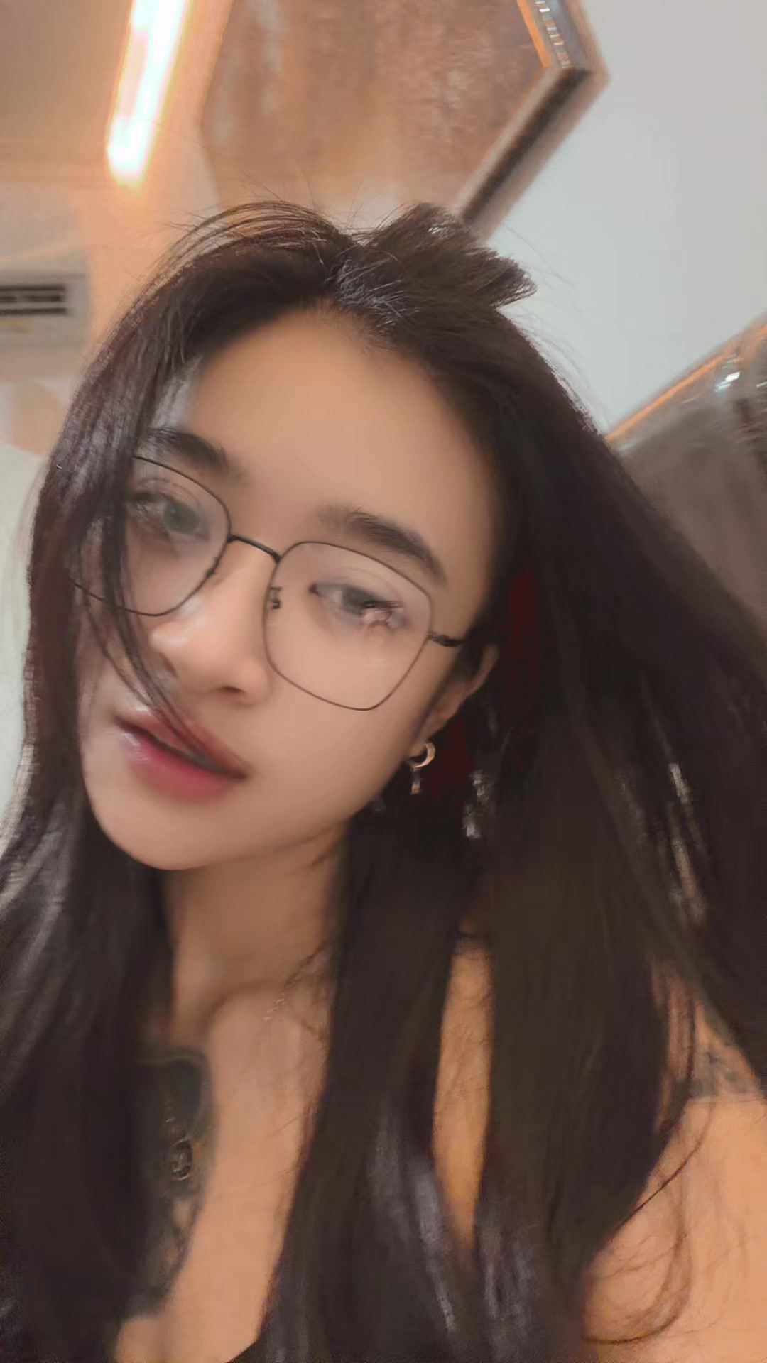 @Dinaaristiana