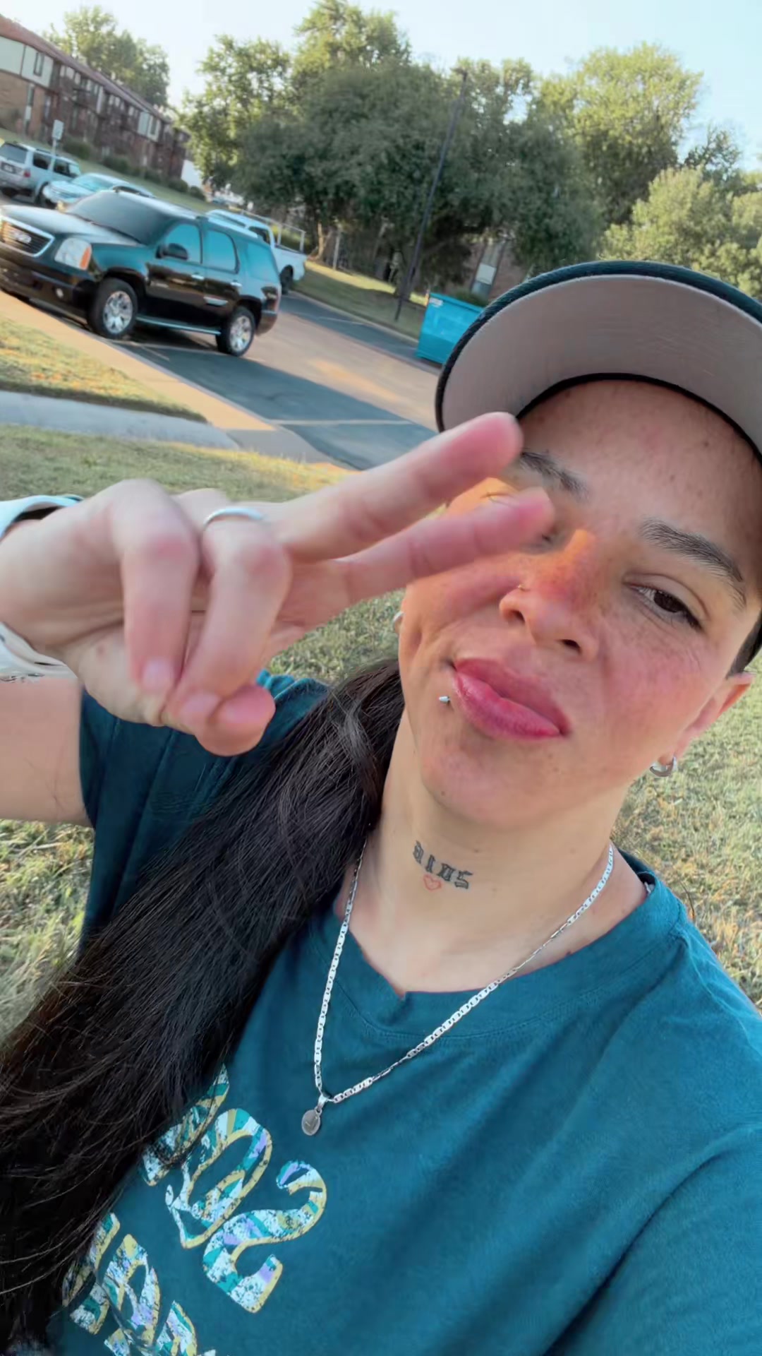 @𝓛𝓸𝔃𝓪𝓷𝓸🏳️&zwj;🌈💫