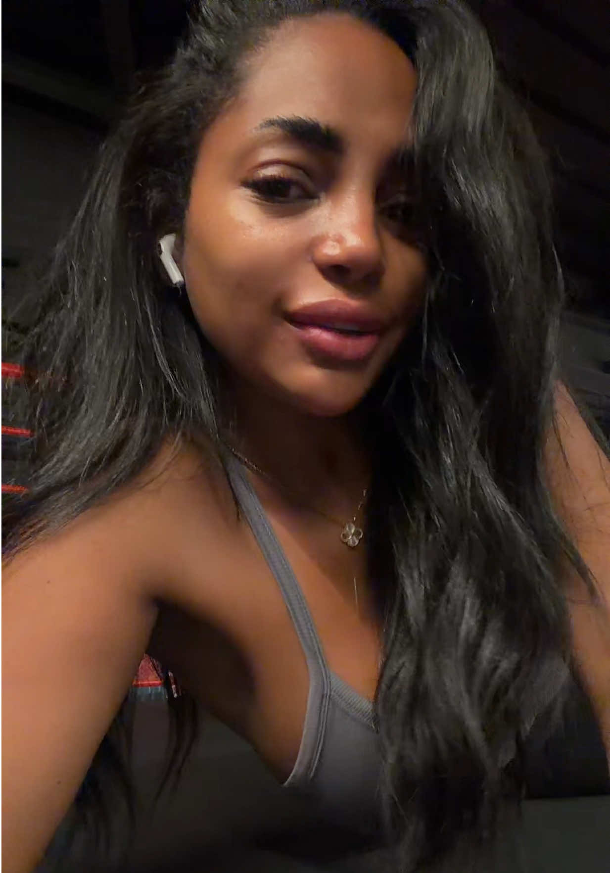 @LULU 🦦