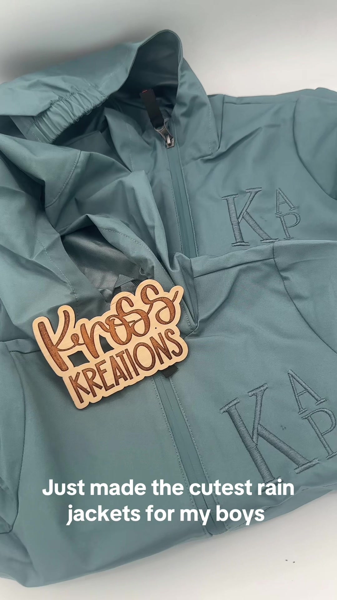 @Amber Shelby | Embroidery 🧵