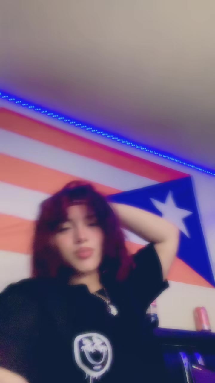@La_reyna๐จ๐ด