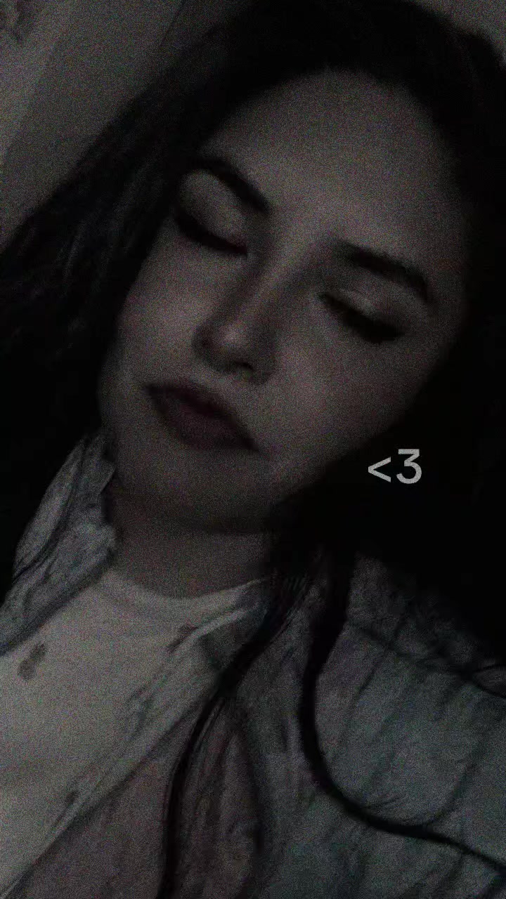 @JESSI WARA🌻