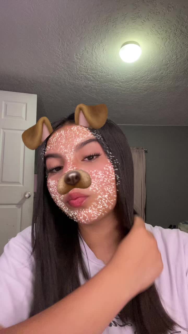 @Ailyn Sofhia Giron