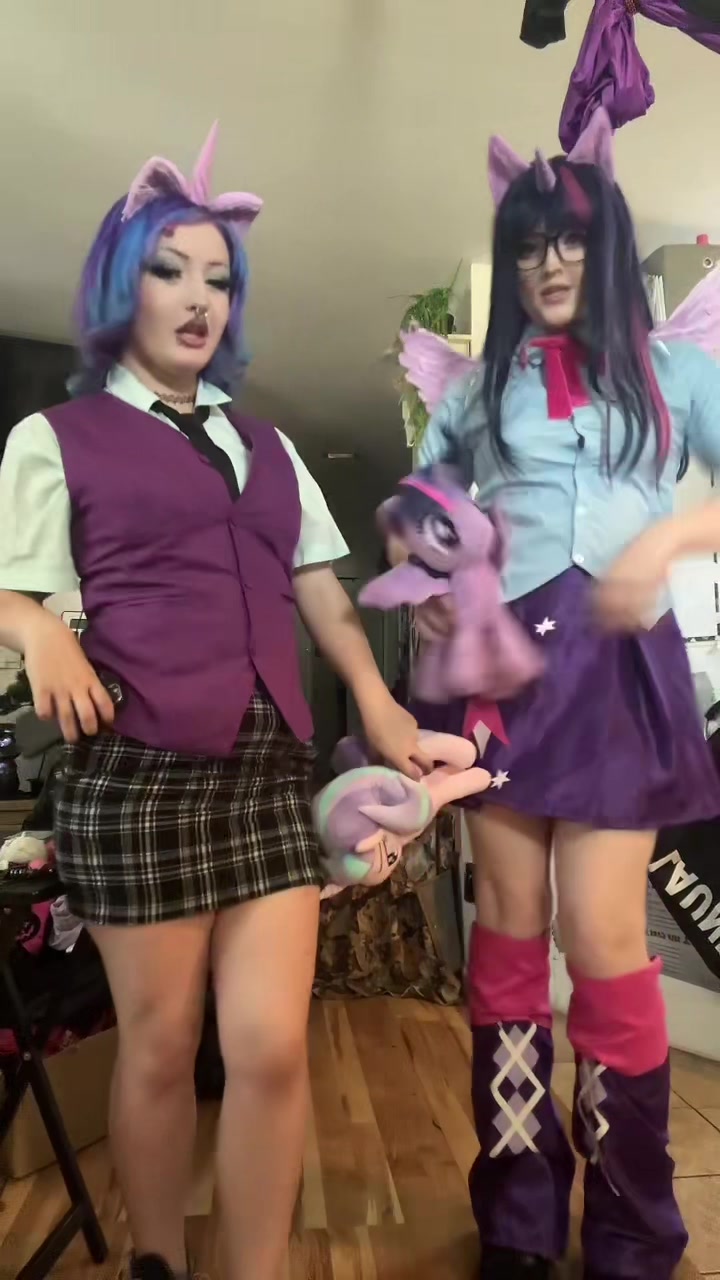 @Blaze_Cosplayz
