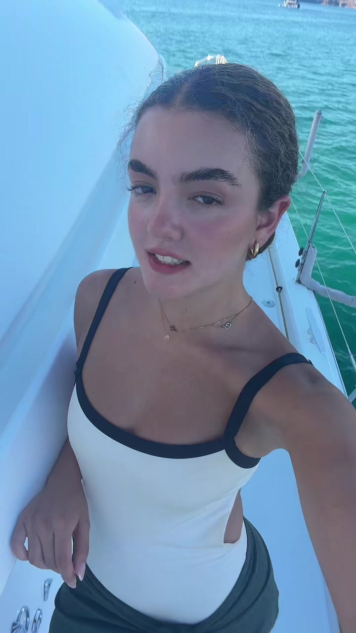 @monique frey