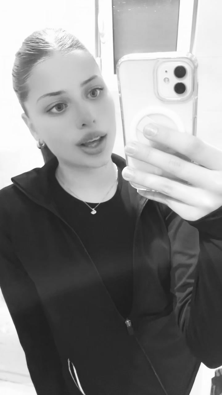 @popovicvalentina