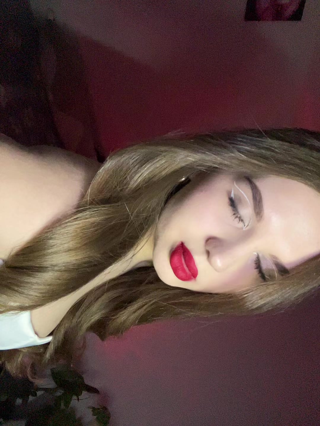 @Элечка🌷