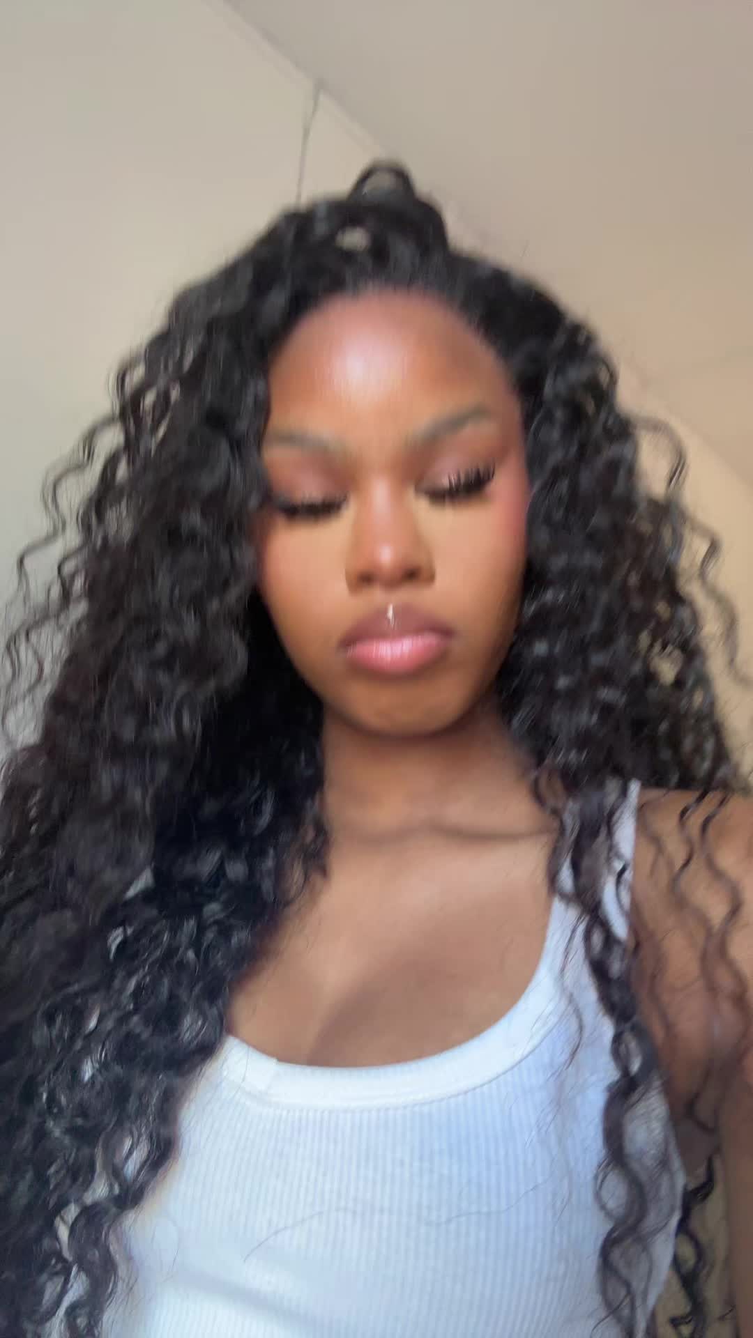 @LESLYBABY’♛