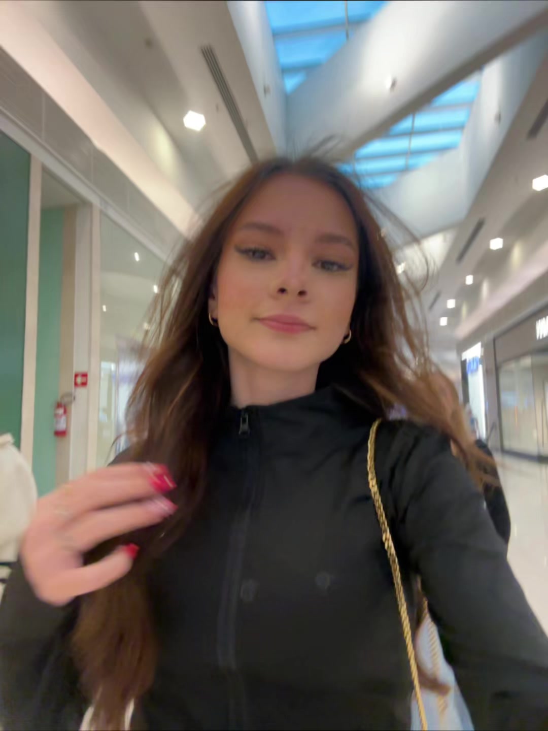 @lunaserman