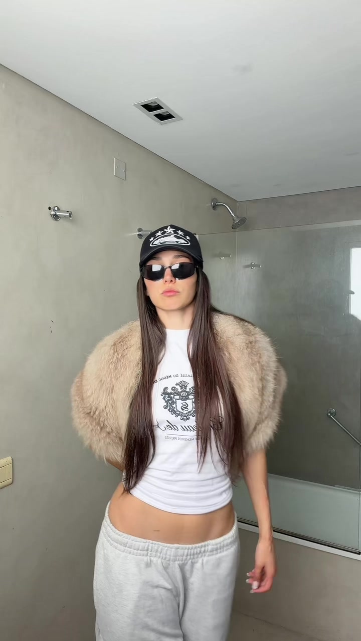 @ABRILA ★