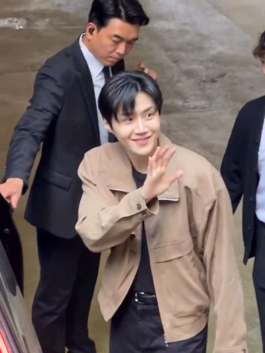 @seonho_cutiepie.fans ๐ฒ๐พ
