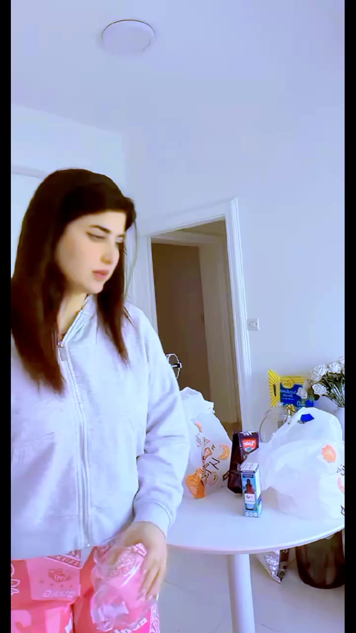 @SHEEZA 🍿💛