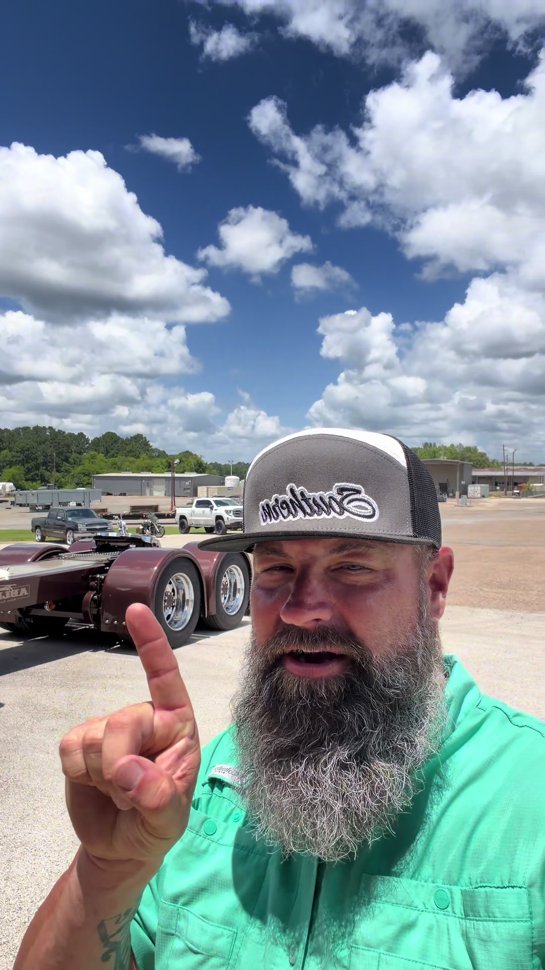 @truckshowjoe