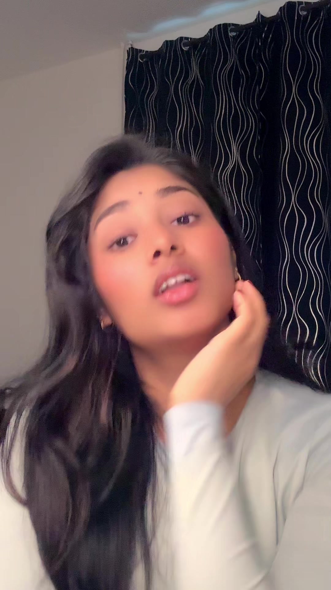 @sanuja(^•.•^)