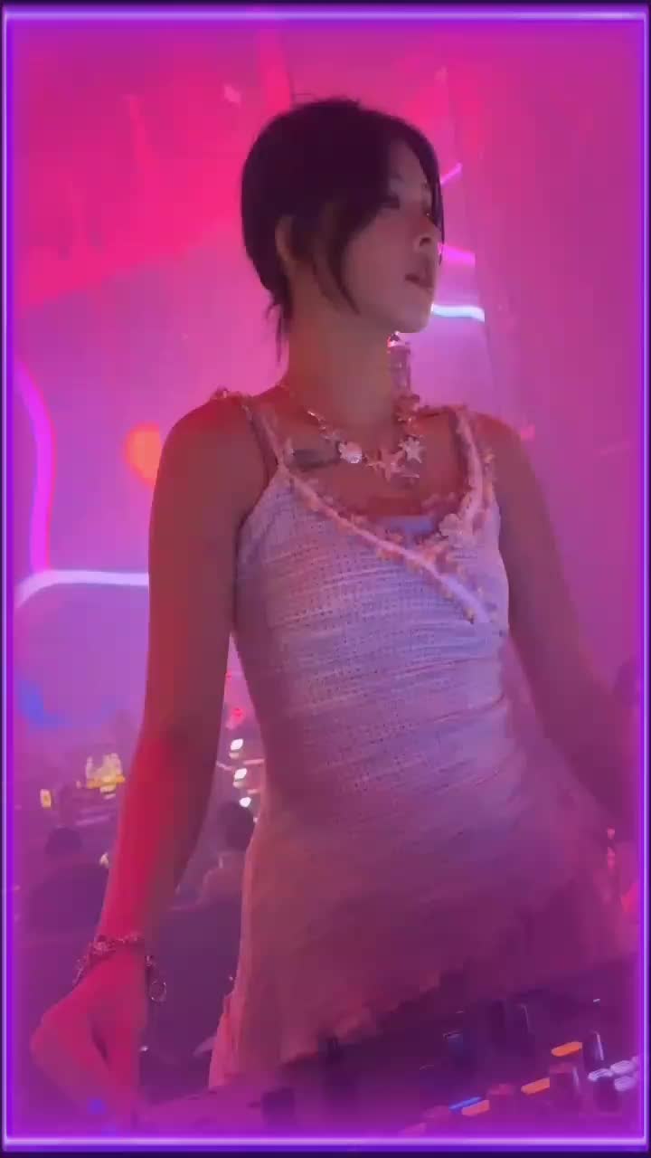 @๐ป๐๐ง๐๐