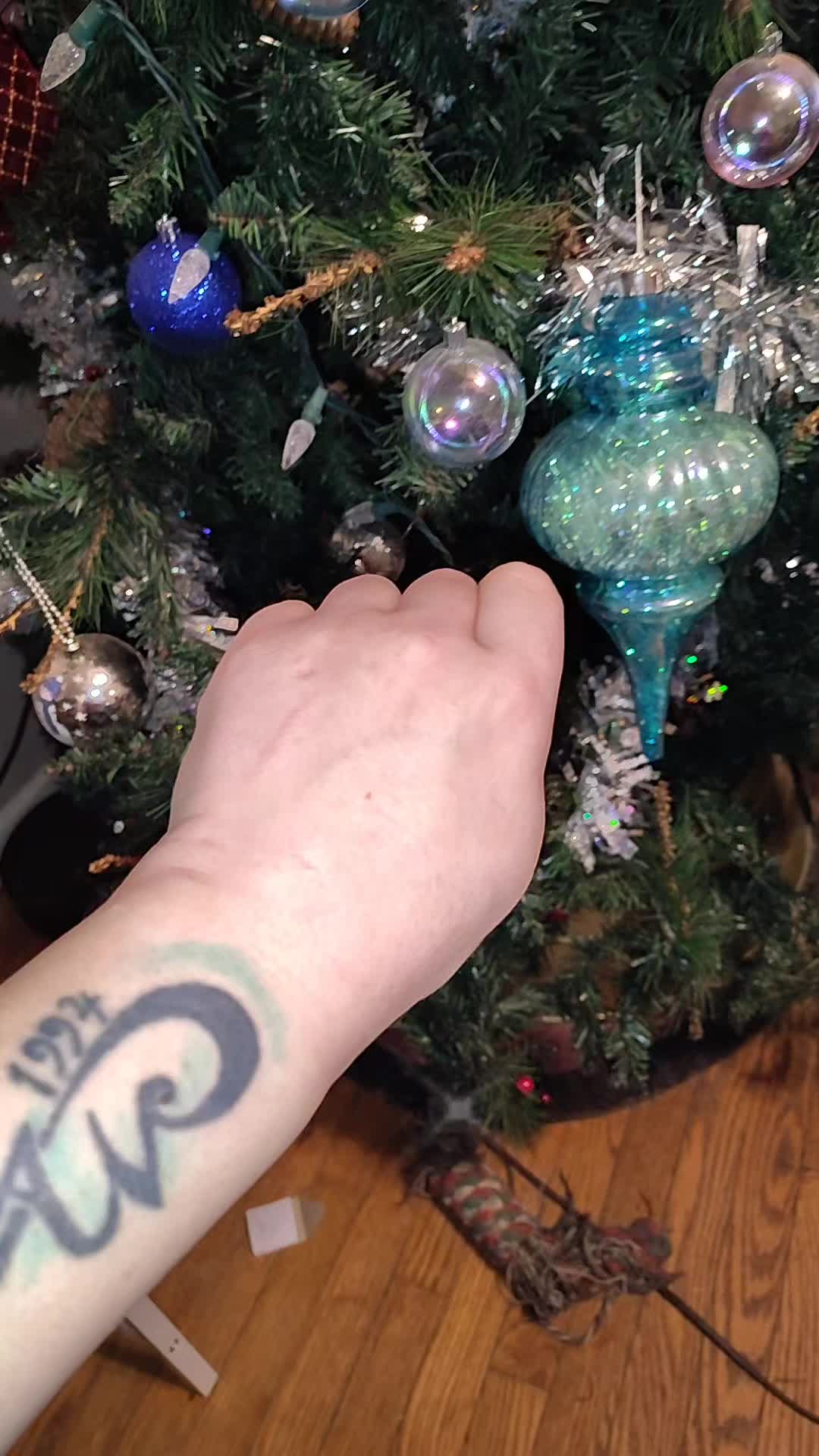 @Delzbellz