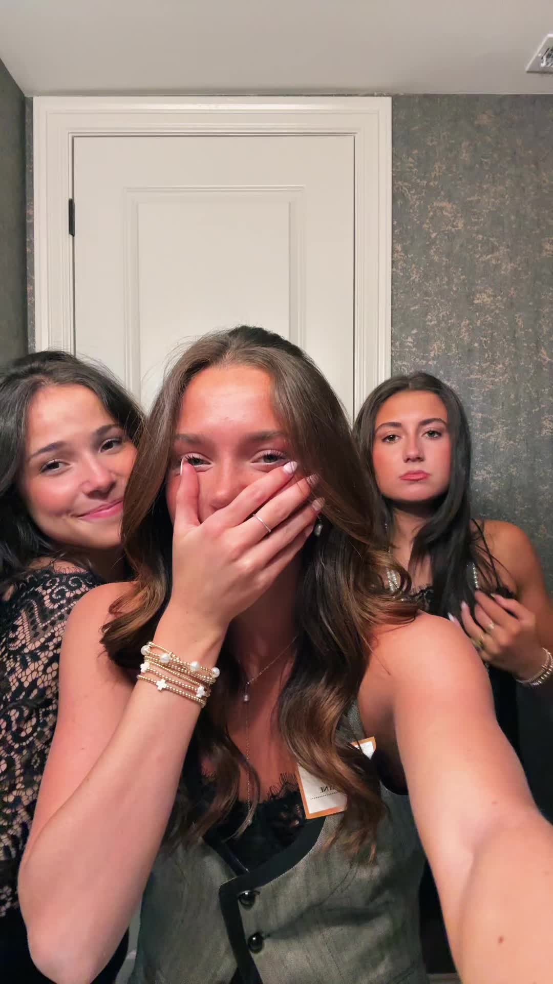 @Aveeee