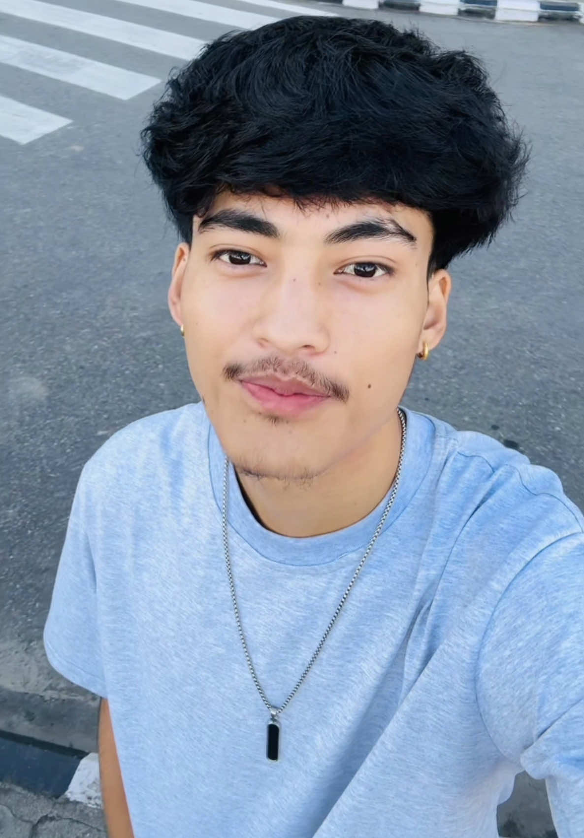 @PRAVASH CHAU