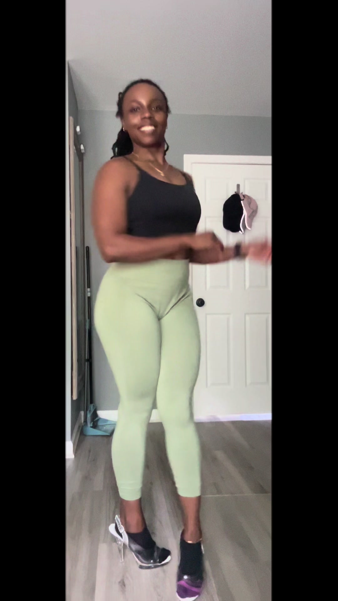 @Ritza