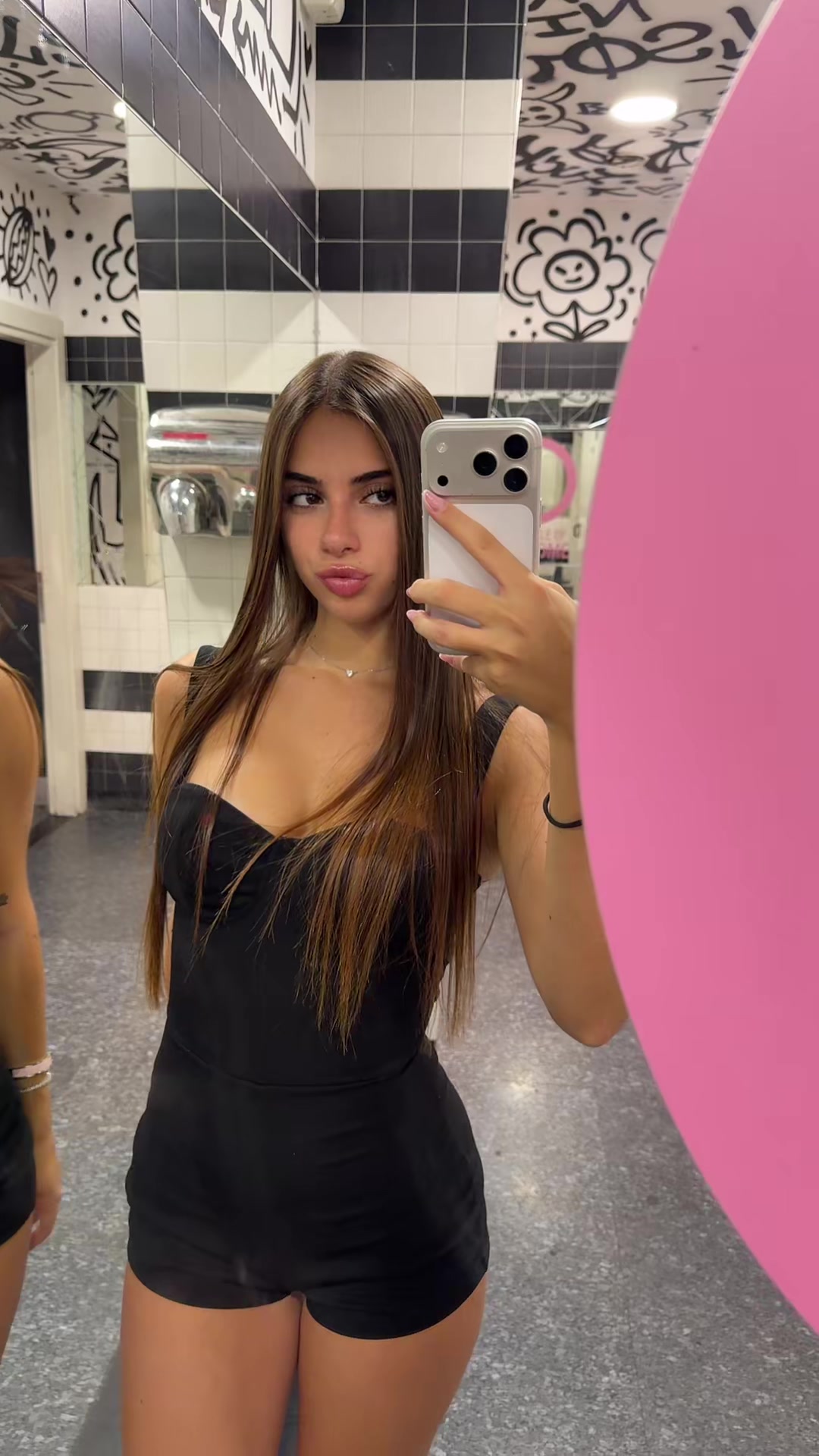 @laviniacamillo
