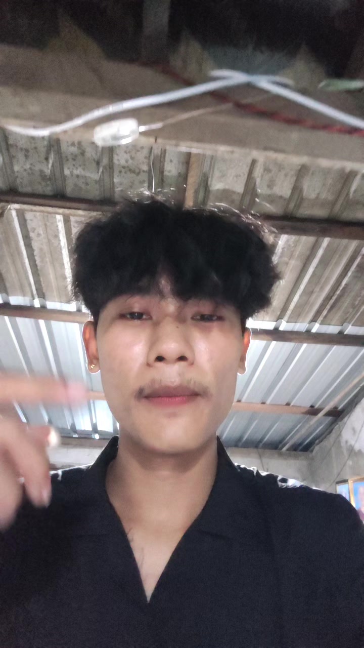 @Swan htet (杨大卫)