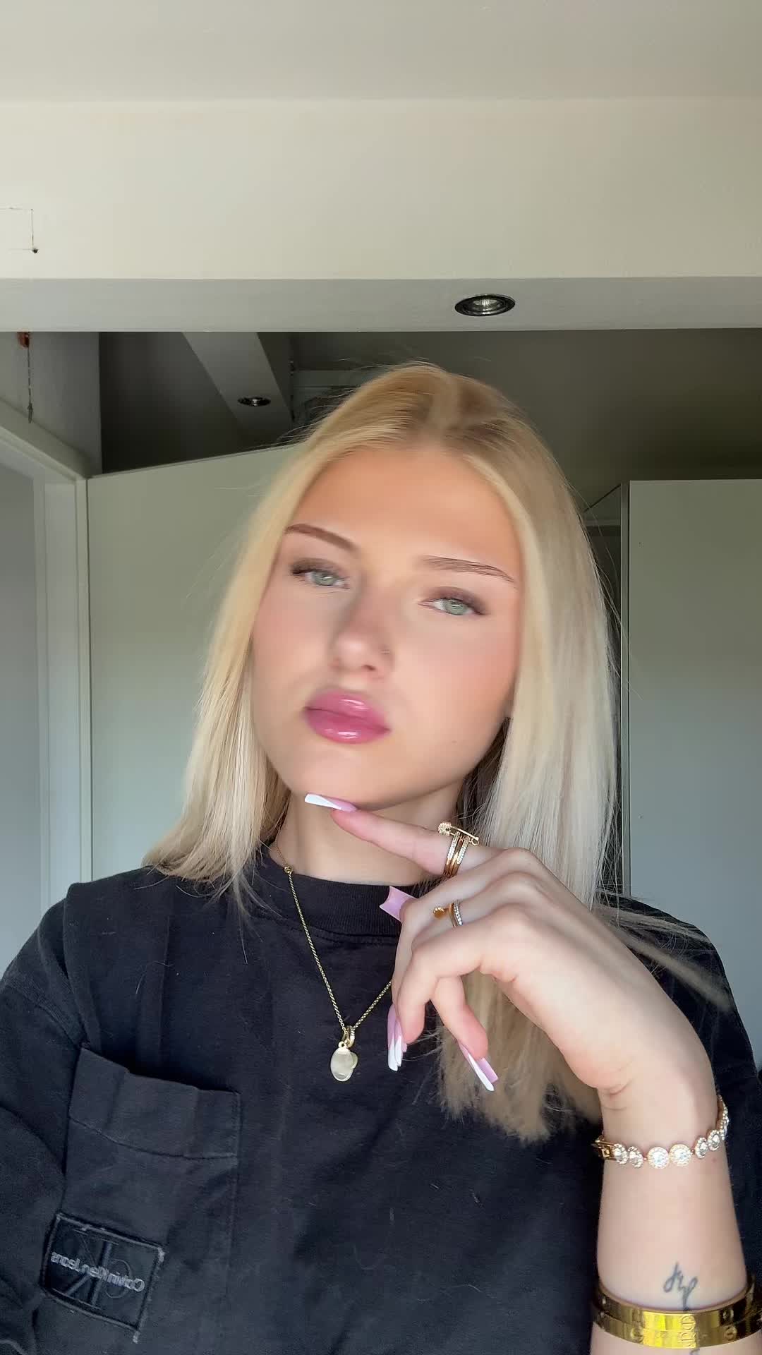 @XYZ