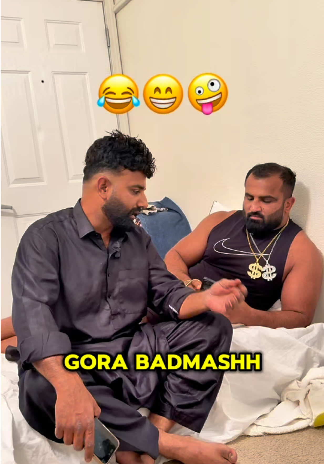 @Hilarious_zain