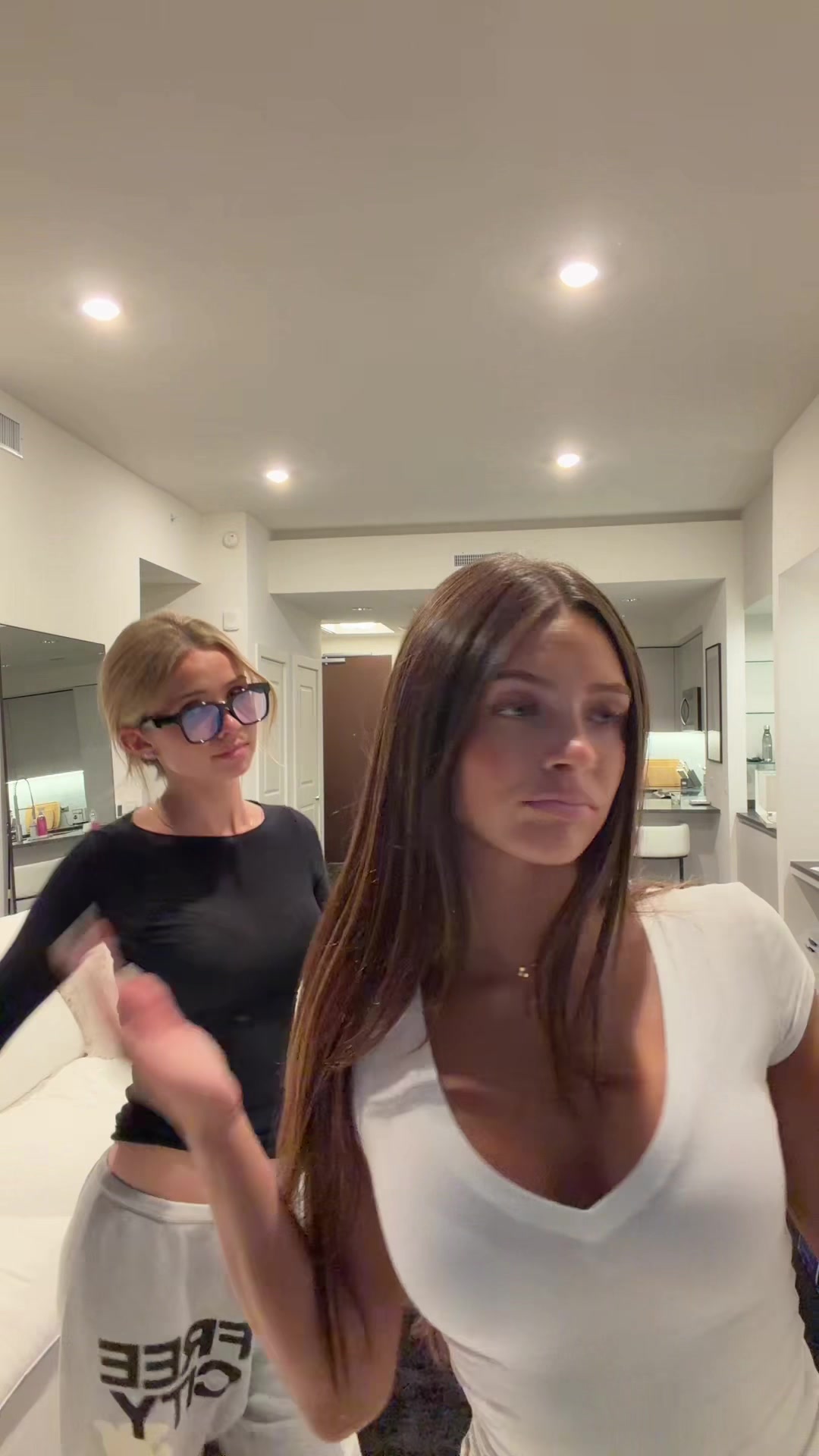 @sophiaegozi
