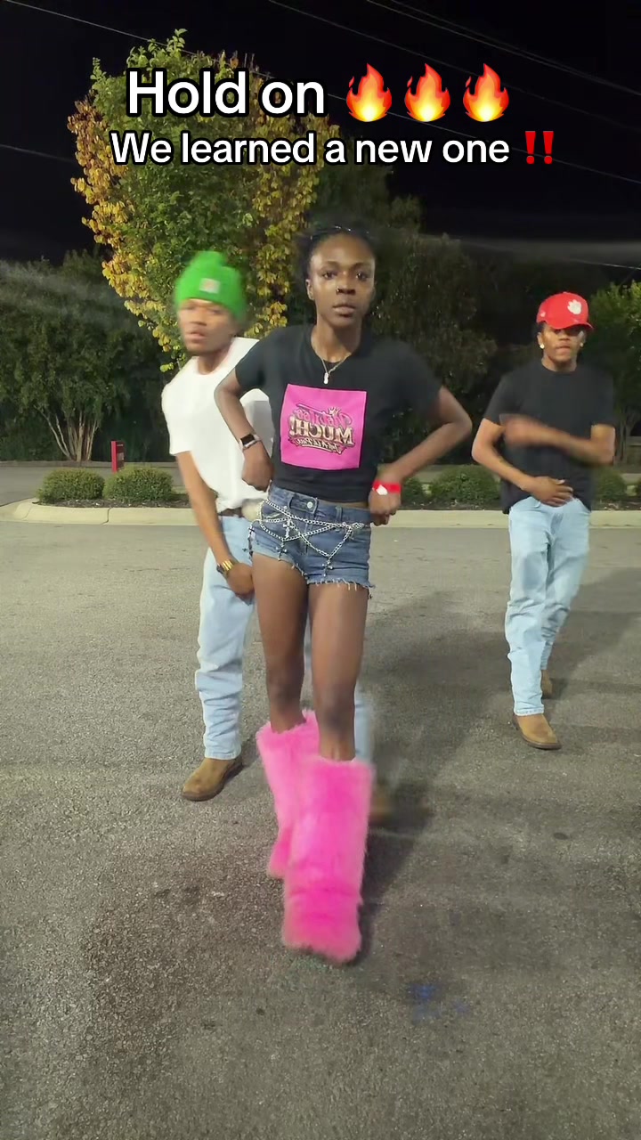 @Ghettotwins_