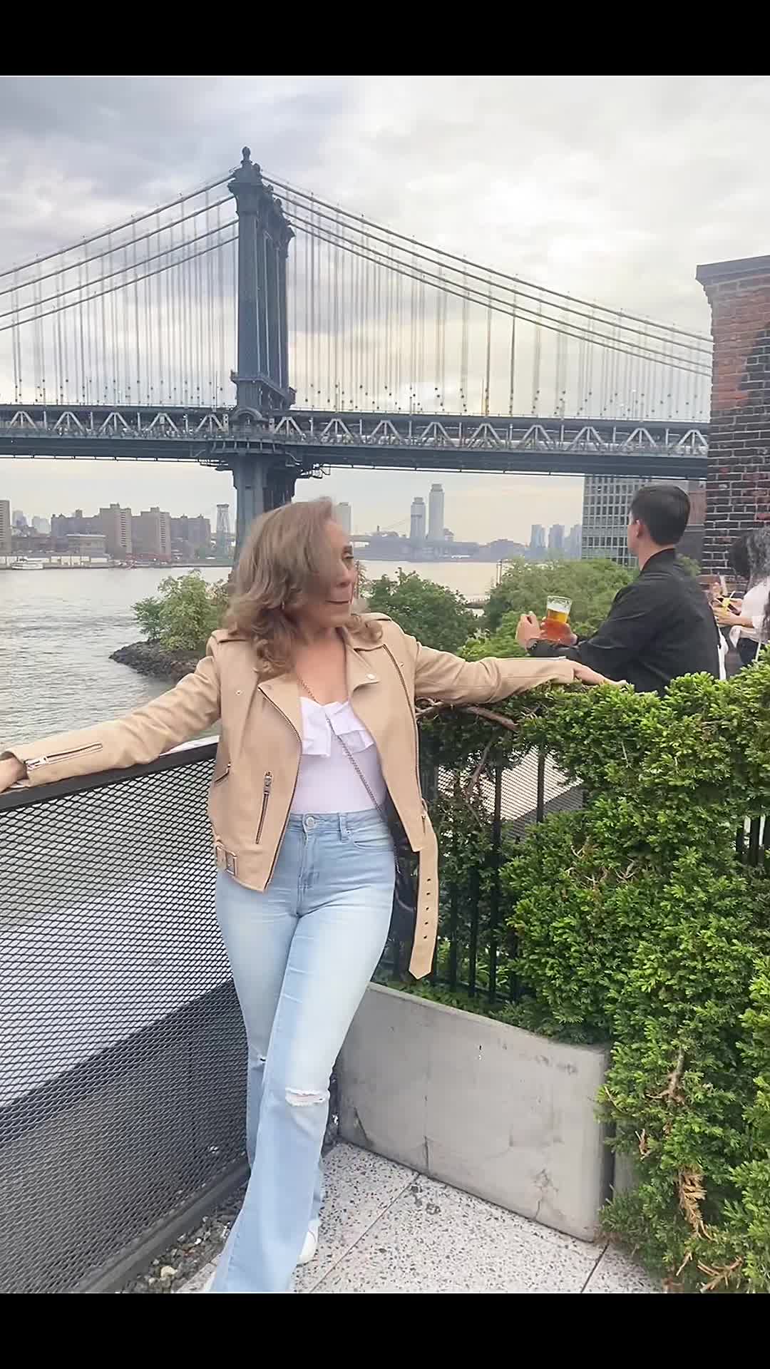 @bregettpeguz