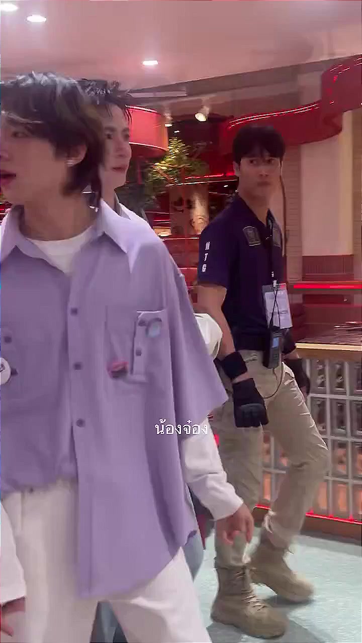 @𝒜𝓃𝒾 🍡