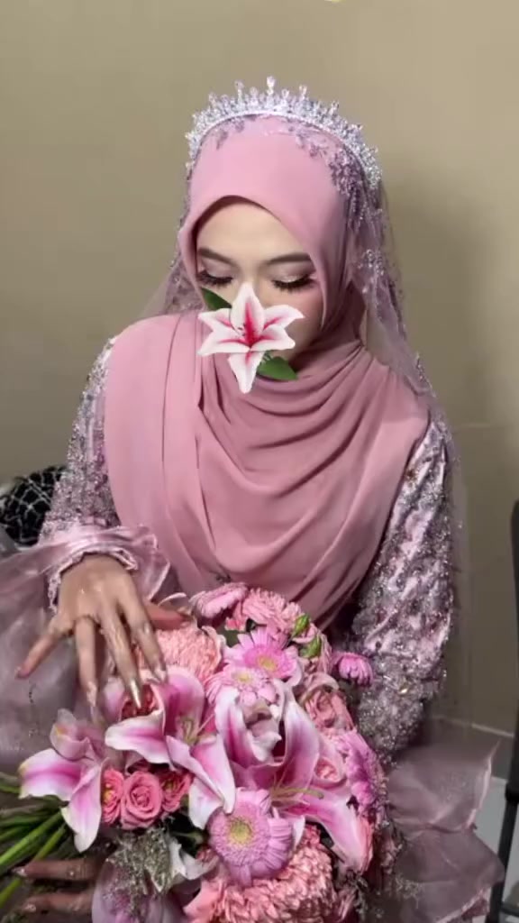 @Ning Najma Tsuroyya