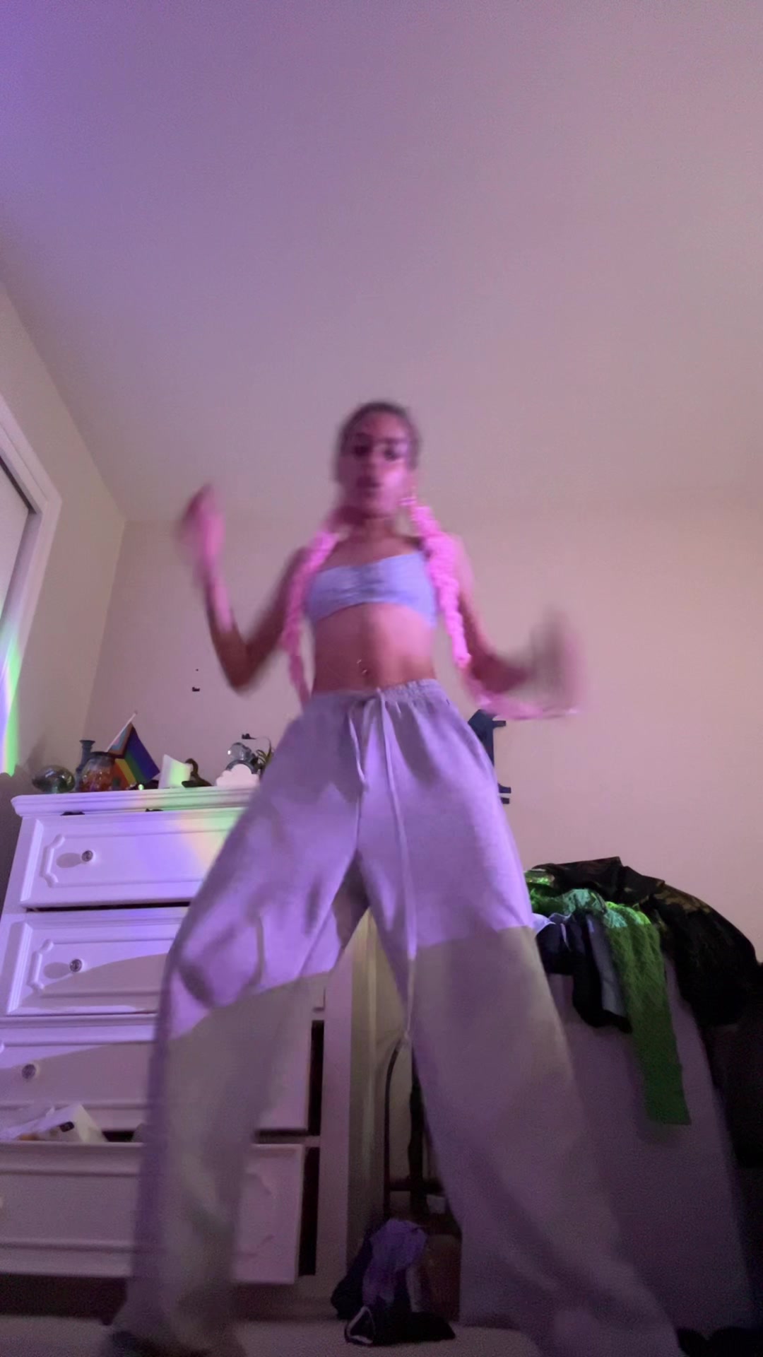 @nosmilingnini