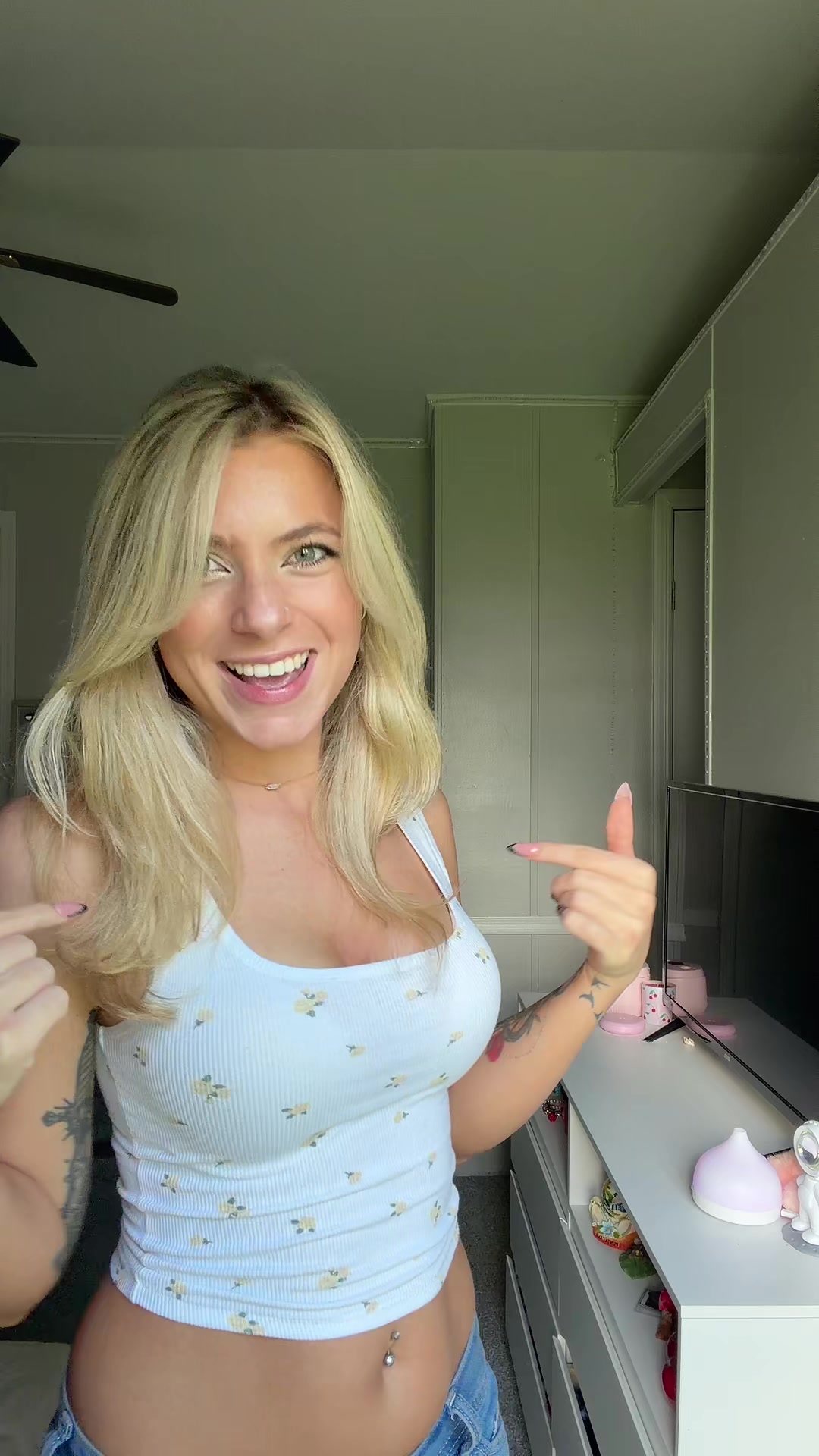 @KallieLynnn
