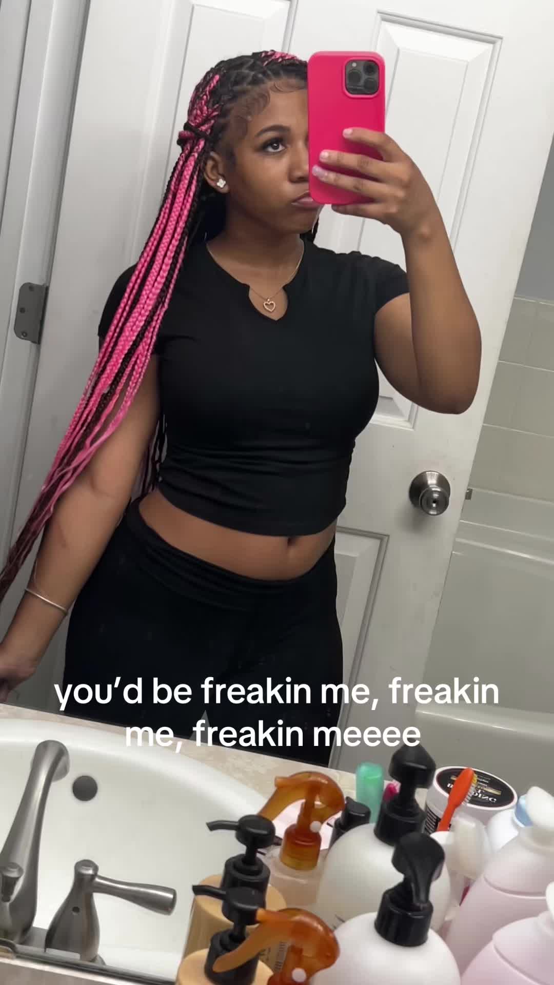 @🖤👱🏽♀️🎀📓