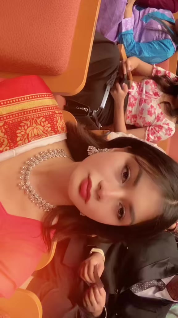 @👸🏻