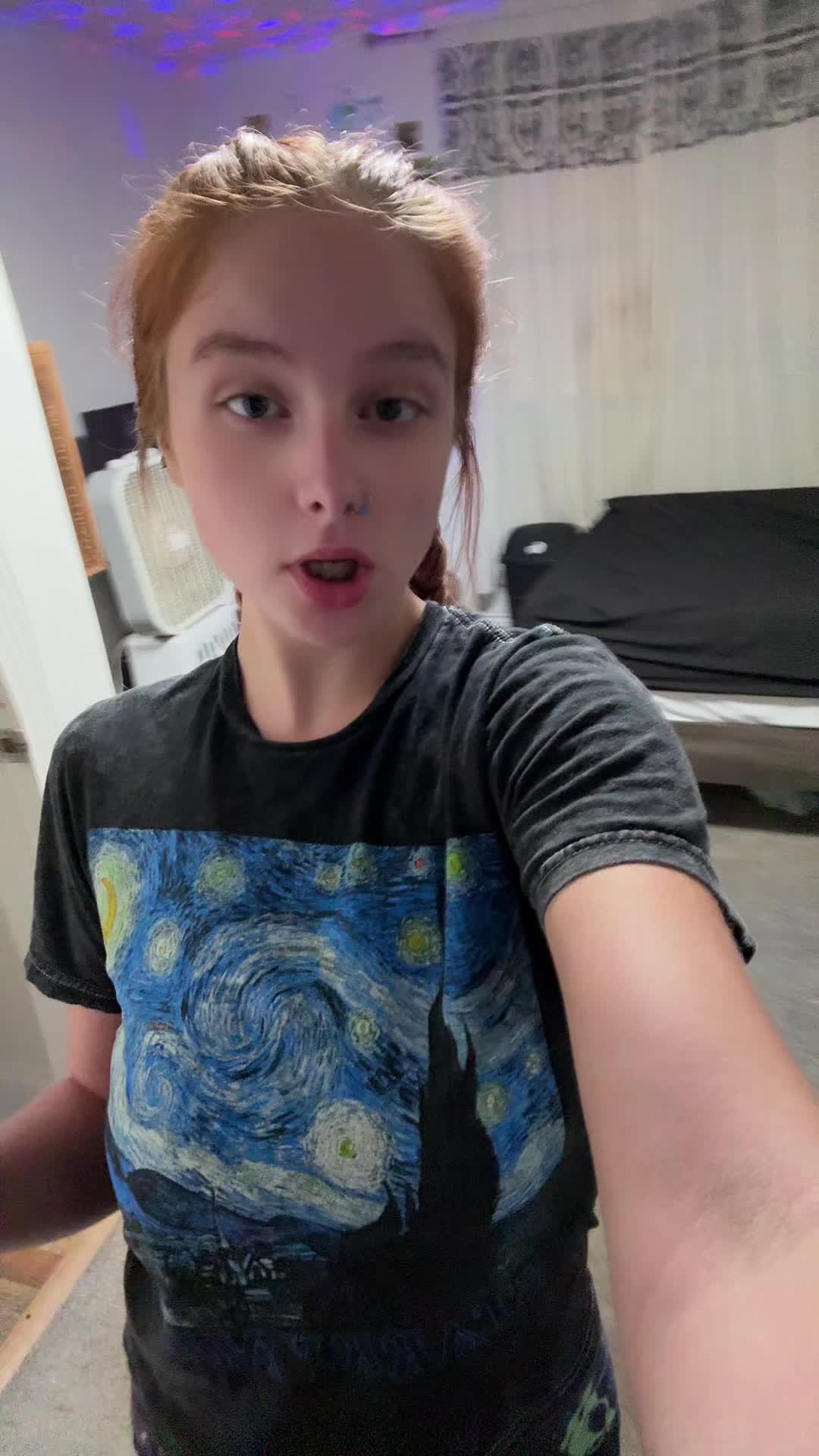@Littlered0712