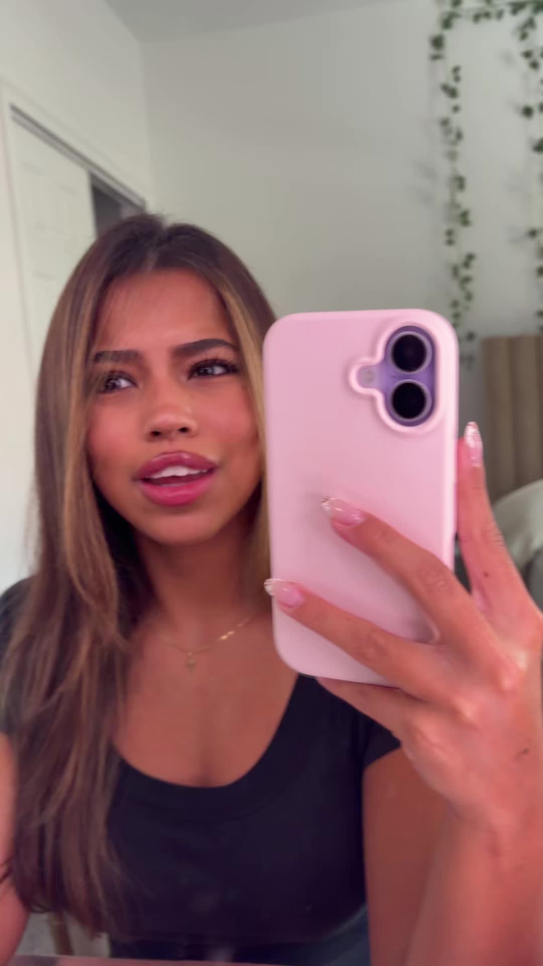 @daniela