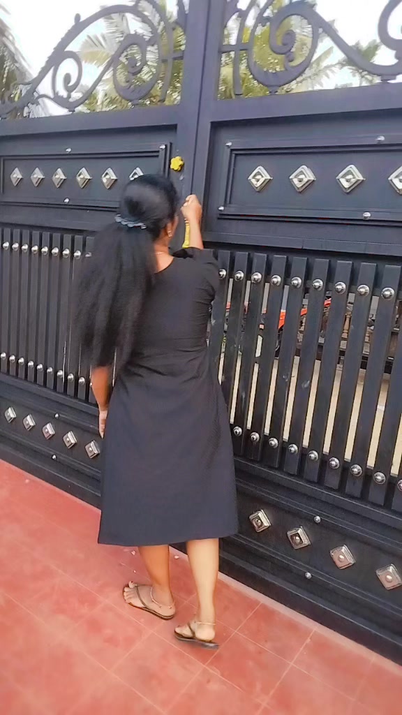 @R_E_B_E_K_K_A