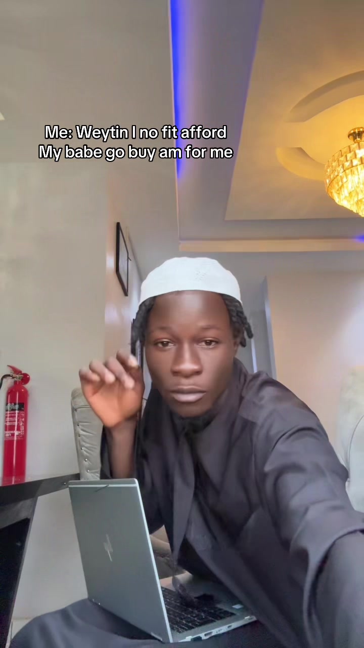 @AREMULEKKI🎧👻🤡