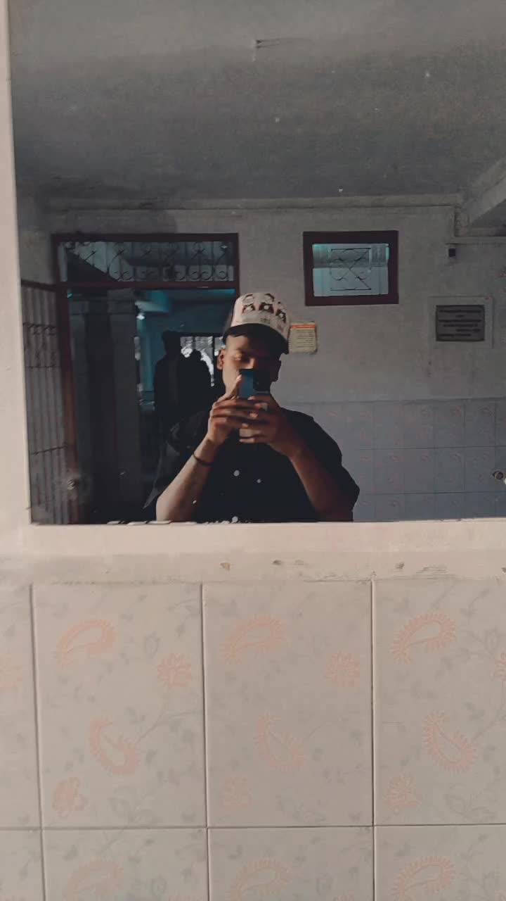@Rahul Sahani01 😘