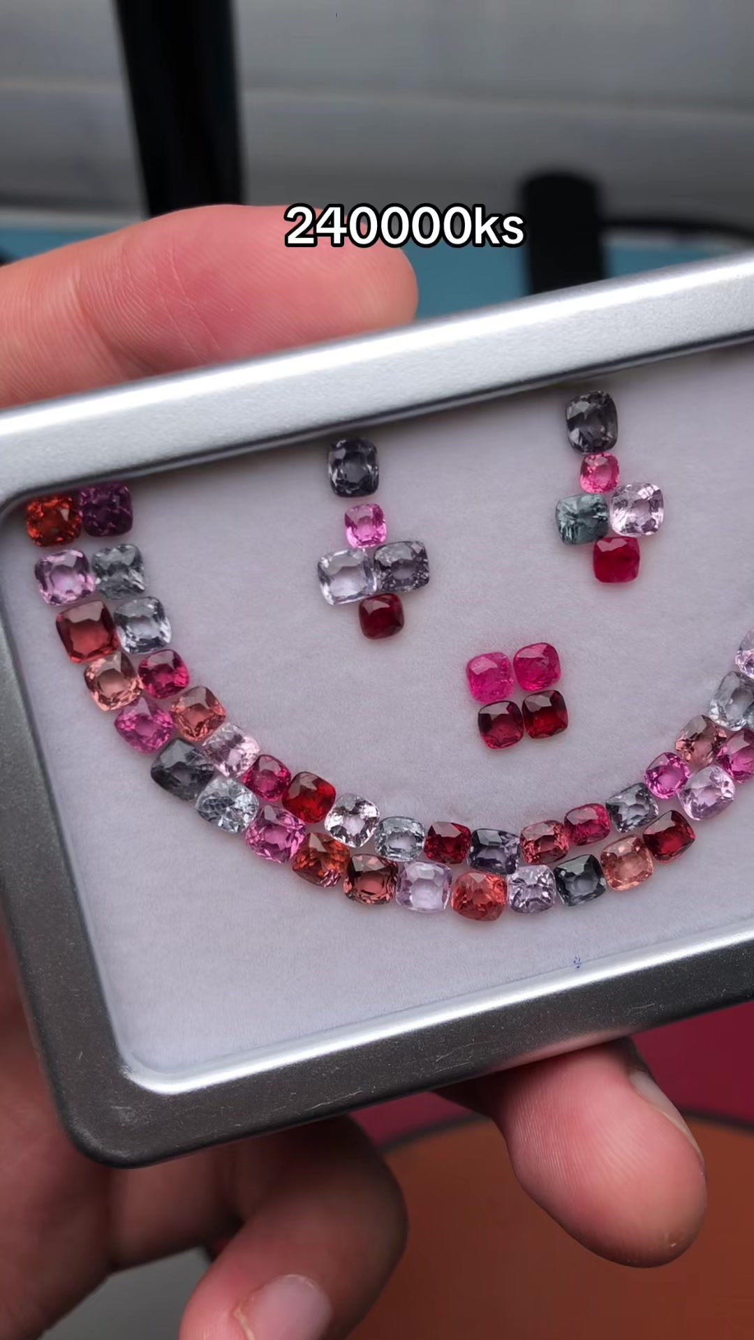 @XM Gems (Mdy)